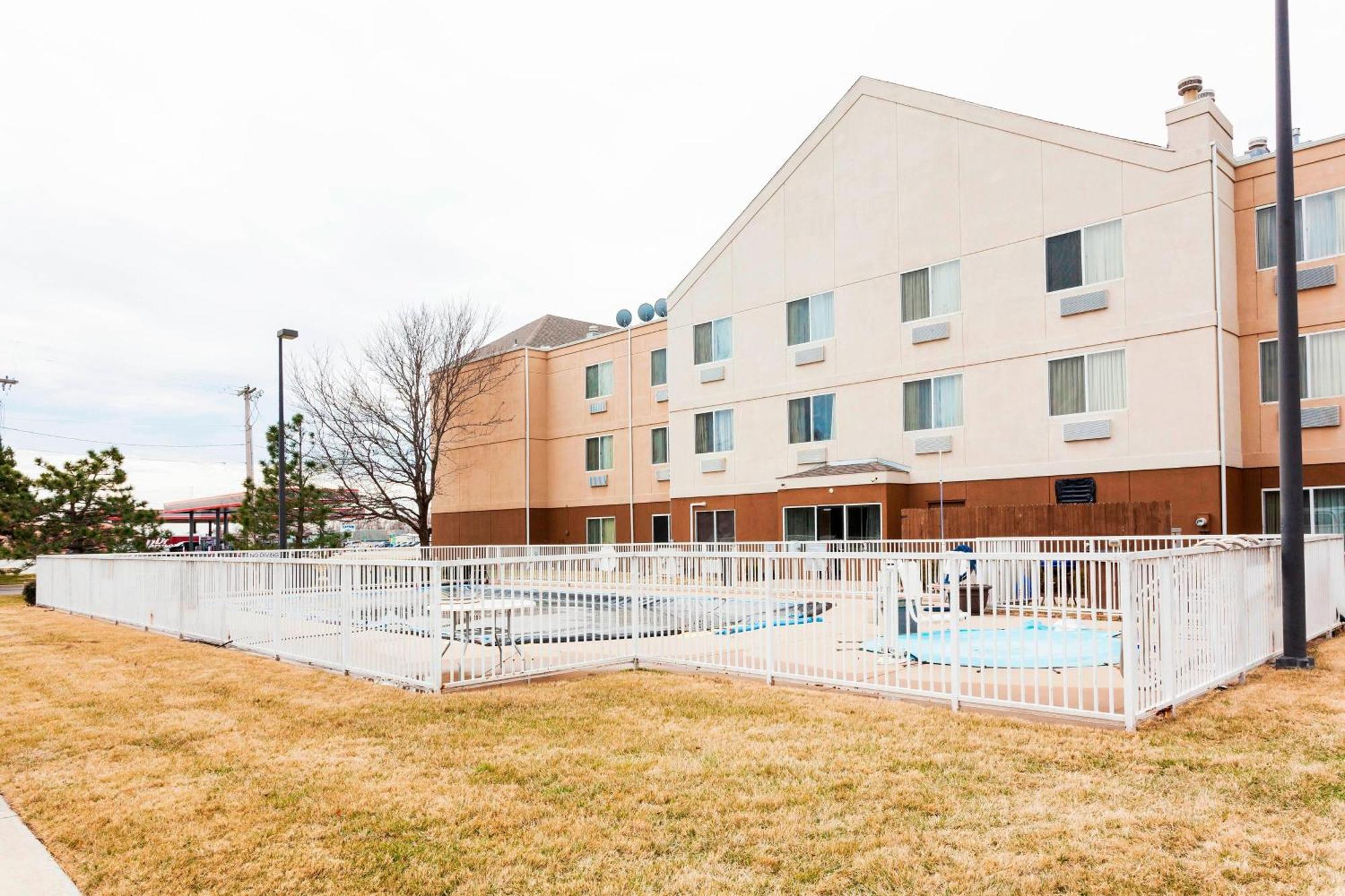 Fairfield Inn By Marriott Ponca City Exterior foto